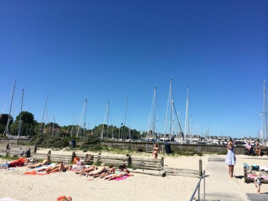 Hus M Gaard Have, 25M Fra Havet, Havn, Strand, High Speet Internet, Restauranter Appartement Rungsted Buitenkant foto